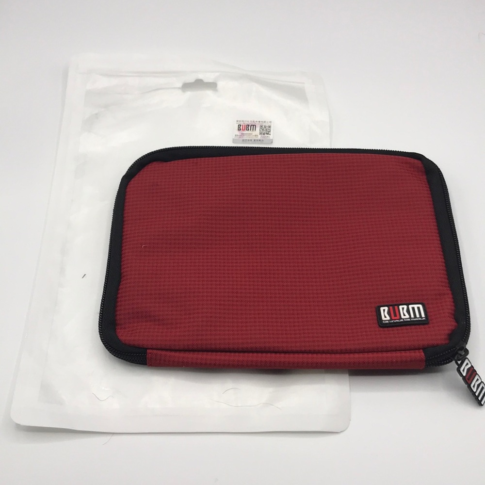 Portable Electronics Accessories Organizer.